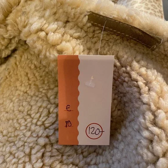 Shearling Coat - Picture 5 of 5